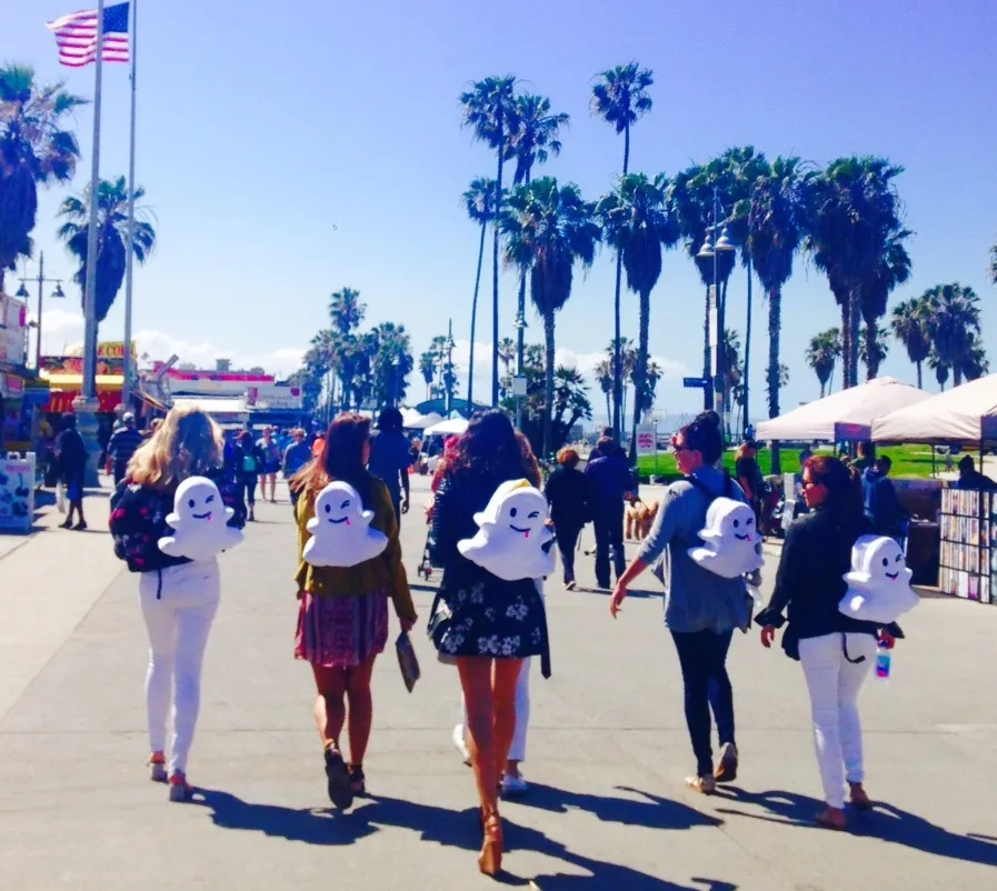 Young people LOVE video— 7 reasons consumer startups should use Snapchat